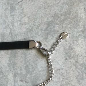Icing Jewelry - 8-stand chain and rhinestone necklace Icing Jewelry - 8-stand chain and rhinestone necklace